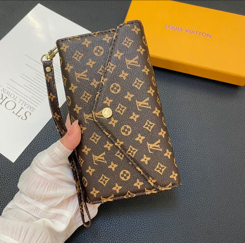 Image of Universal luxury  envelope